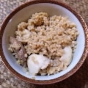 里芋としめじの炊き込みご飯